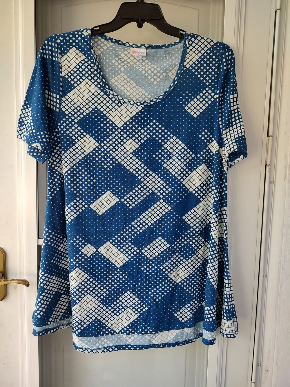 LuLaRoe Blue and White Short Sleeve Geometric Tee